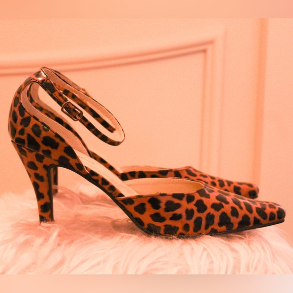 Animal Print Heels - Picture 2 of 4